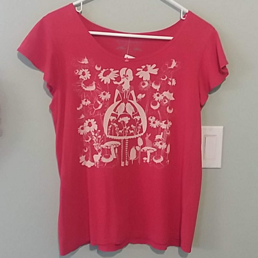 Blue Platypus Brand New Alice in Wonderland Tshirt